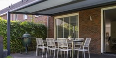 Verandazonwering-V642-Tumba_pergola_pergolazonwering